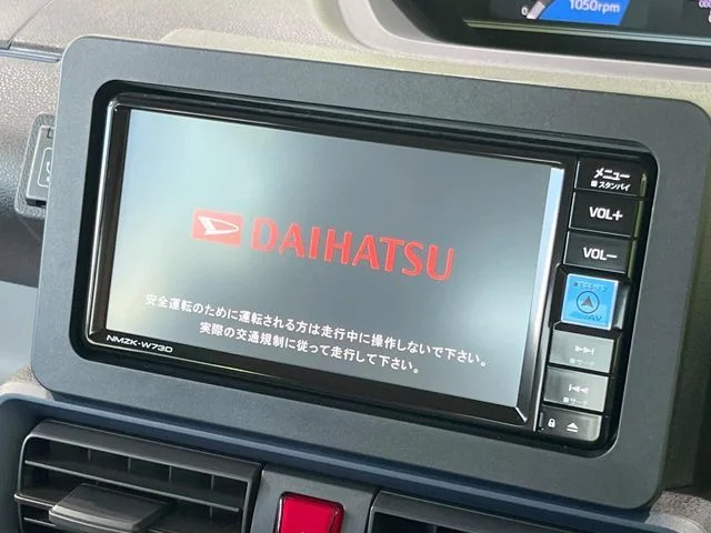 Daihatsu TANTO X photo 4
