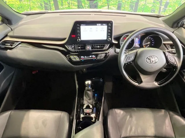 Toyota C-HR Gモードネロセーフティプラスハイブリッド photo 2