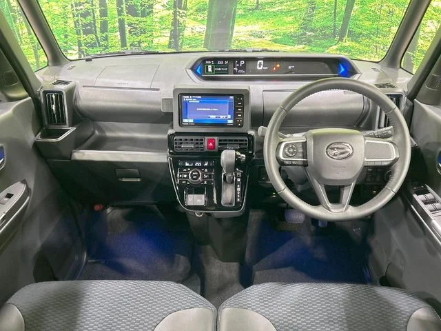 Daihatsu TANTO CUSTOM X photo 2