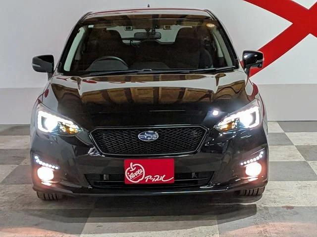 Subaru IMPREZA SPORT 4WD 2．0i−L　アイサイト photo 2
