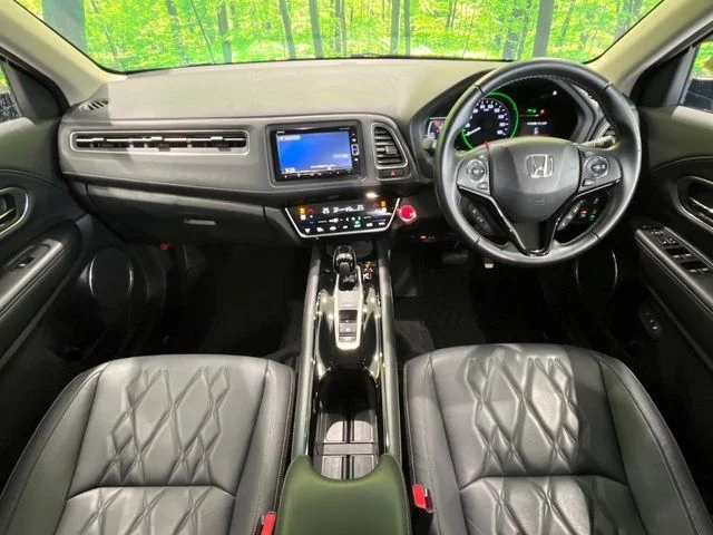 Honda VEZEL HYBRID 4WD Z　ホンダセンシング photo 2
