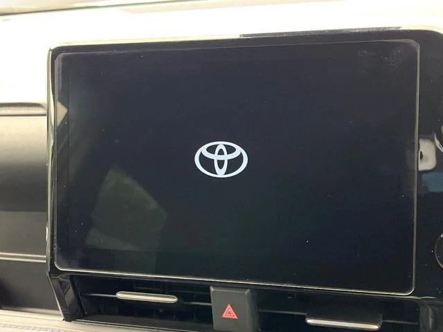 Toyota VOXY HYBRID S−Z photo 3