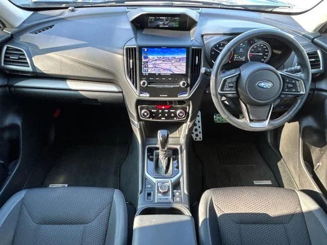 Subaru FORESTER アドバンス photo 2