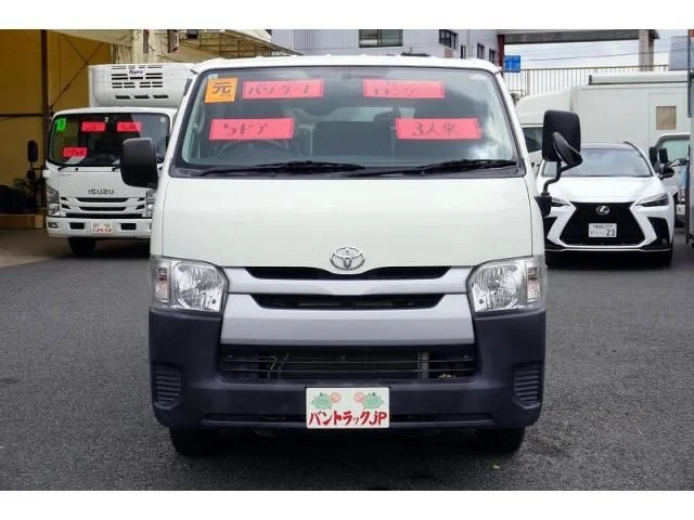 Toyota REGIUSACE van 1.25t 2WD バン photo 2