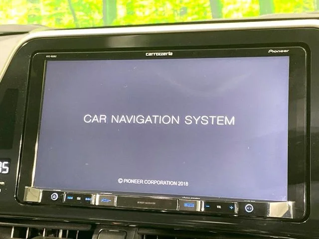 Toyota C-HR G　ハイブリッド photo 3