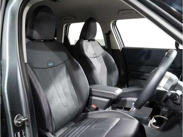 Bmw MINI COUNTRYMAN D photo 4