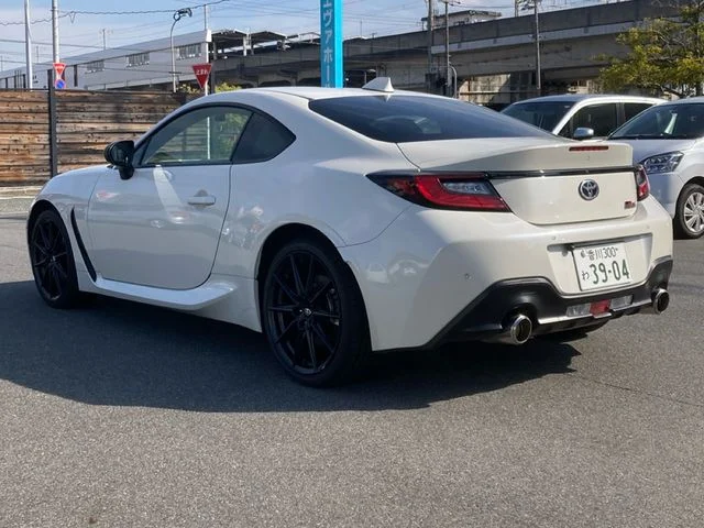 Toyota GR86 RZ photo 3
