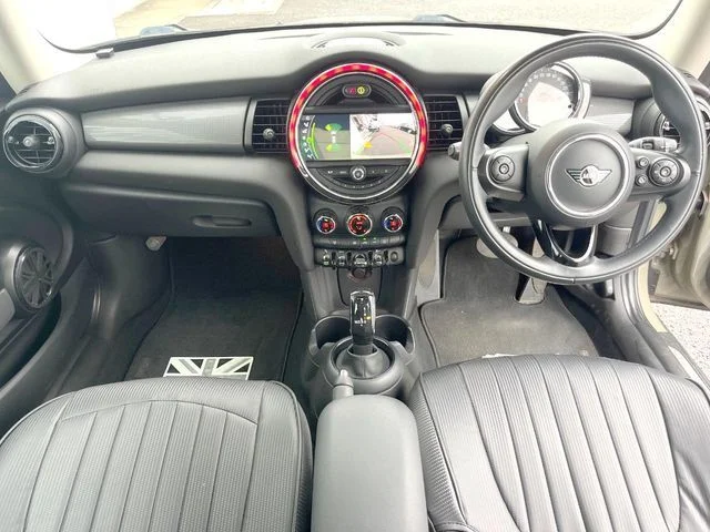 Bmw MINI COOPER ベースグレード photo 2