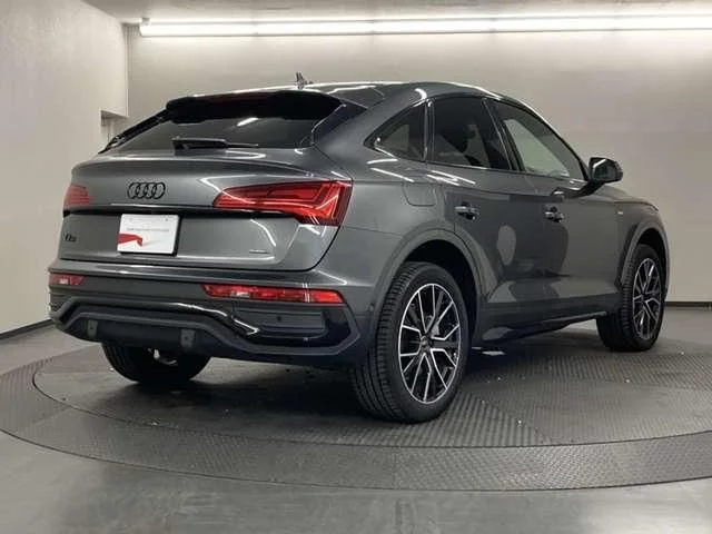 Audi AUDI Q5 SPORTBACK Sライン　ダイナミックエディション photo 2