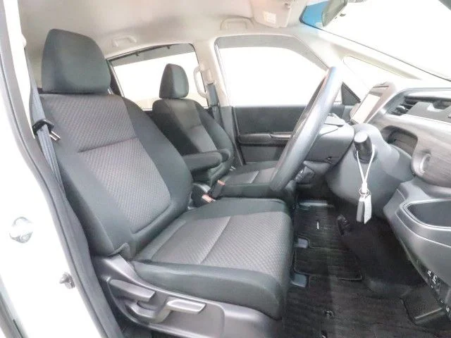Honda FREED 4WD G　ブラックスタイル photo 4