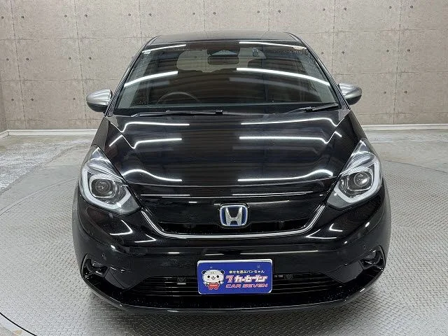 Honda FIT e:HEV リュクス photo 4
