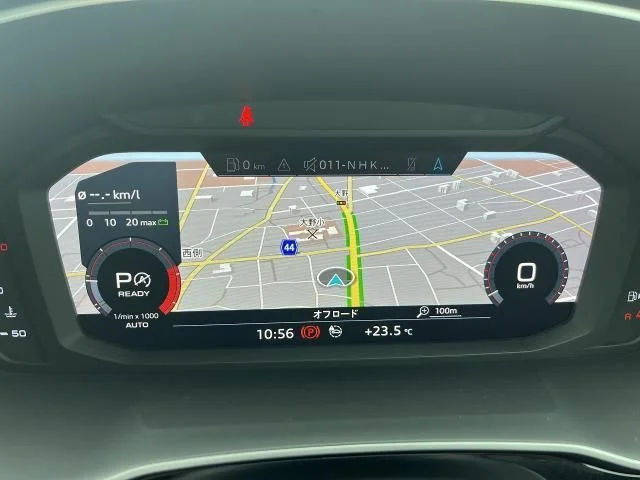 Audi AUDI Q3 35　TDI　クワトロ　Sライン photo 3