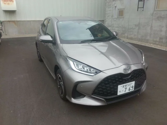 Toyota YARIS HYBRID G 2024