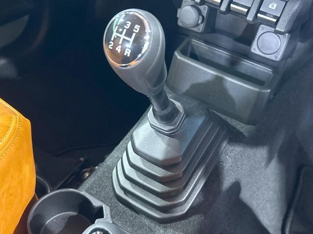 Suzuki JIMNY 4WD XL photo 3