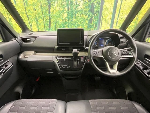 Mitsubishi DELICA MINI G　プレミアム photo 2