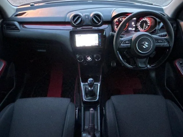 Suzuki SWIFT スポーツ photo 2