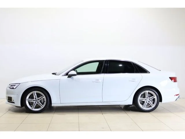 Audi AUDI A4 45　TFSI　クワトロ　スポーツ photo 3