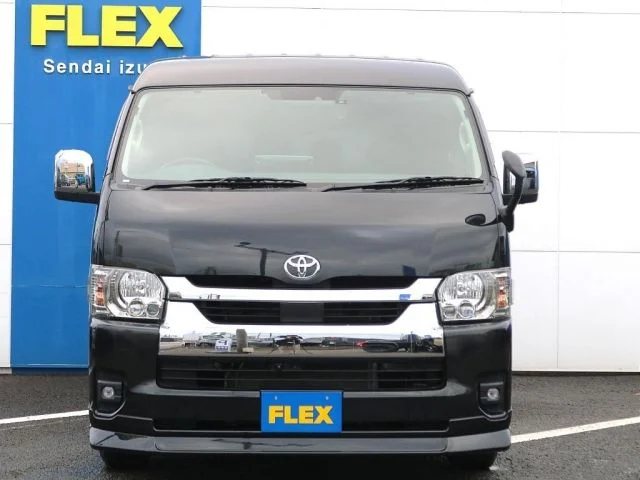Toyota HIACE wagon 4WD ワイド　GL　ロング　ミドルルーフ photo 3