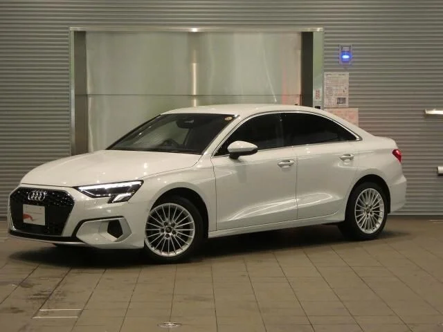Audi AUDI A3 Sedan 30　TFSI　アドバンスド 2023