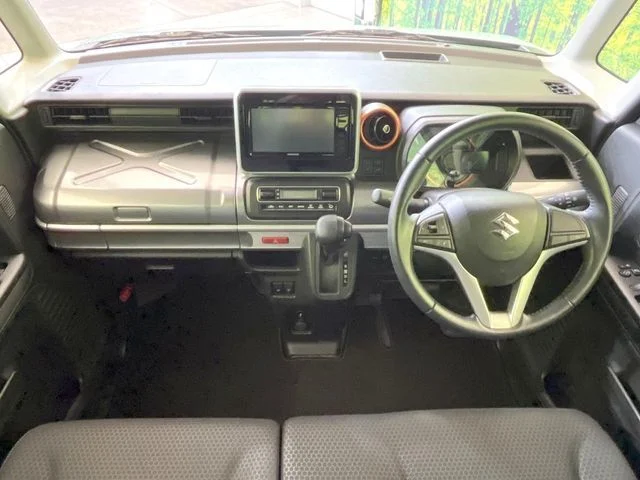 Suzuki Spacia GEAR ハイブリッドXZ photo 2