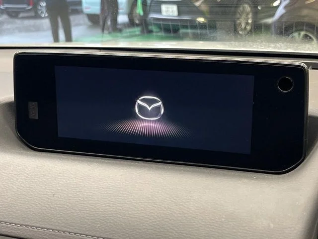 Mazda MX-30 インダストリアル　クラシック photo 3