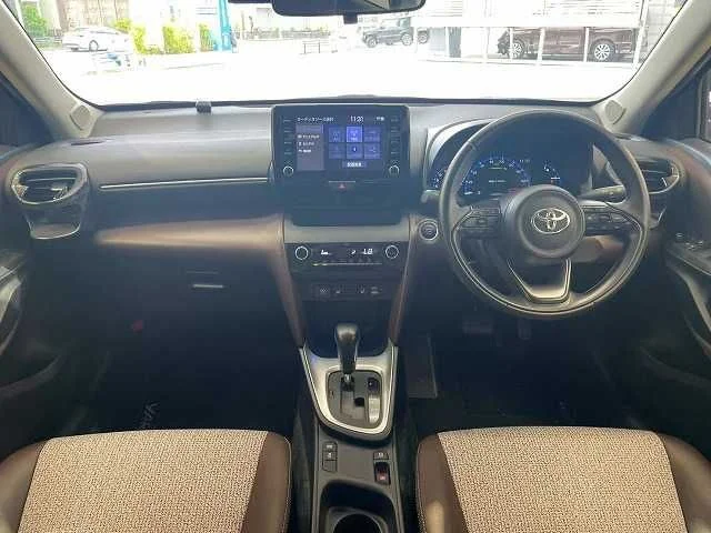 Toyota YARIS CROSS Z photo 2