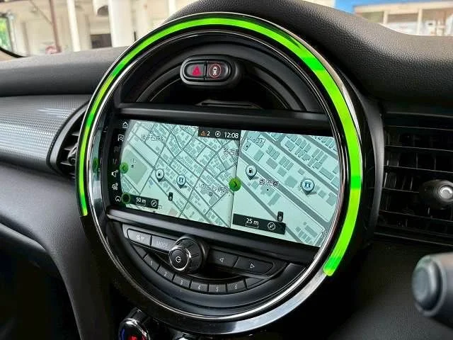 Bmw MINI COOPER D 5DOOR ベースグレード photo 4