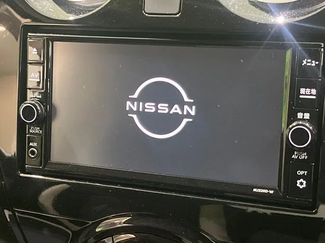 Nissan NOTE e−POWER　X　Vセレクション photo 3