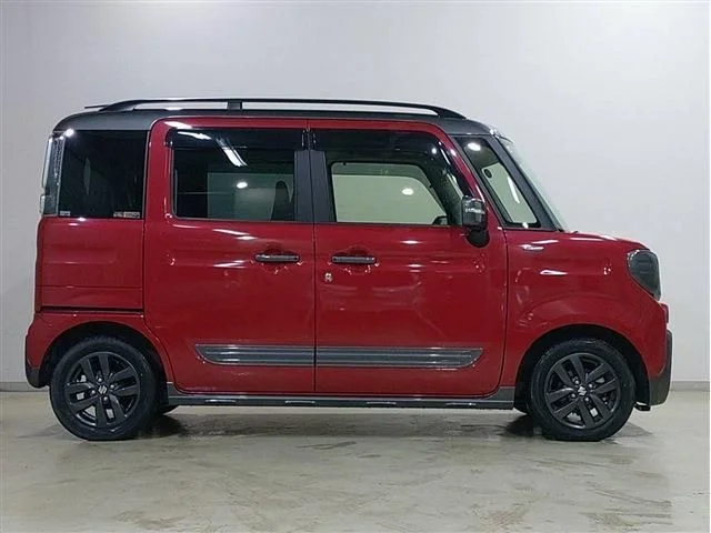 Suzuki Spacia GEAR 4WD ハイブリッドXZ photo 4