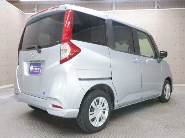 Toyota ROOMY G photo 2