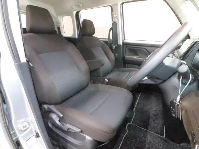 Toyota ROOMY G photo 4