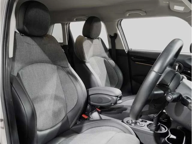 Bmw MINI COOPER S 5DOOR ベースグレード photo 4