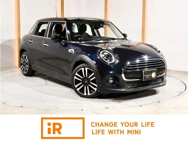 Bmw MINI COOPER D 5DOOR ベースグレード 2021