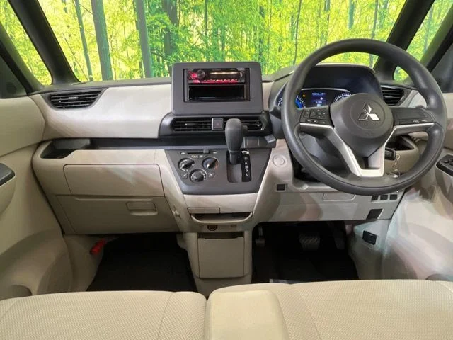 Mitsubishi eK SPACE M photo 2