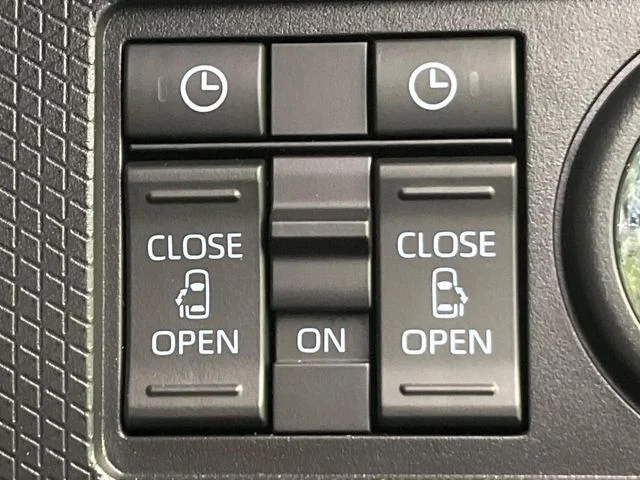 Daihatsu TANTO FAN CROSS ベースグレード photo 3