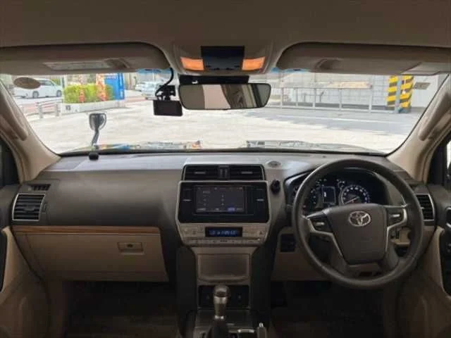 Toyota LANDCRUISER PRADO TX　Lパッケージ photo 2