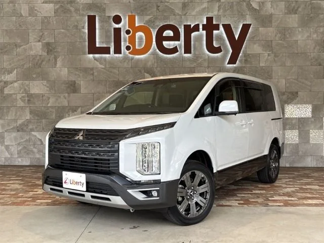 Mitsubishi DELICA D:5 4WD ジャスパー 2023