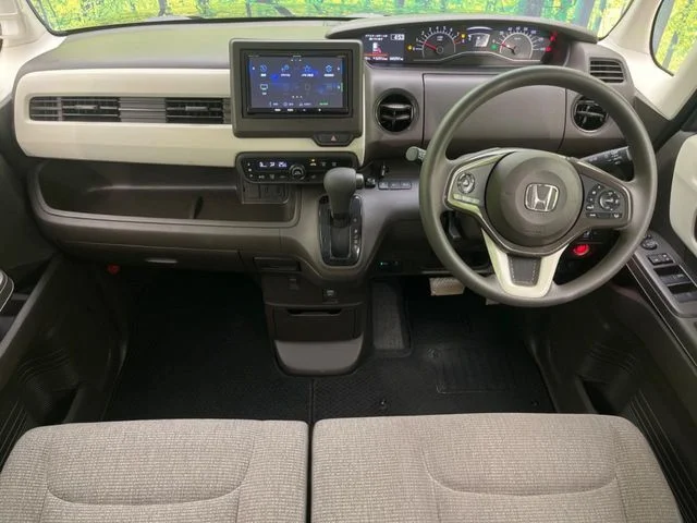 Honda N BOX L photo 2