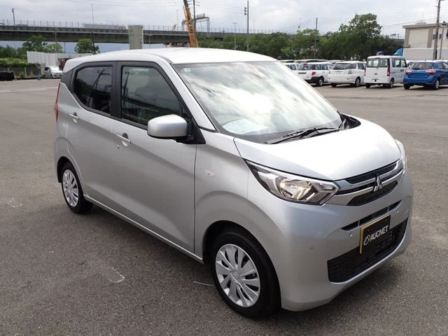 Mitsubishi eK WAGON M photo 4