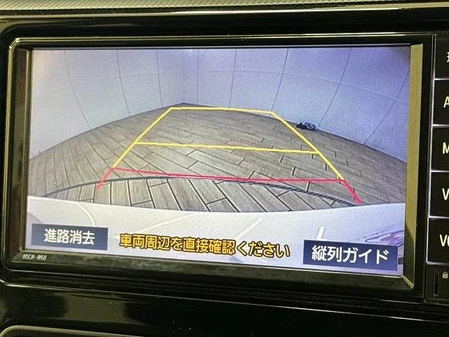 Toyota AQUA S photo 4