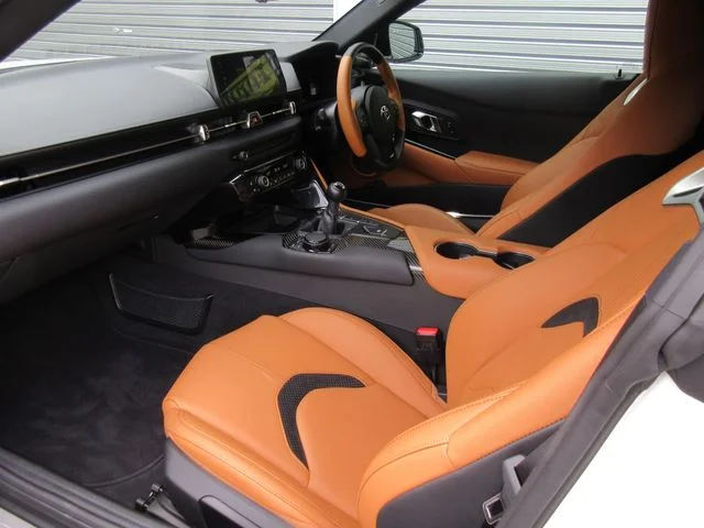 Toyota SUPRA RZ photo 2
