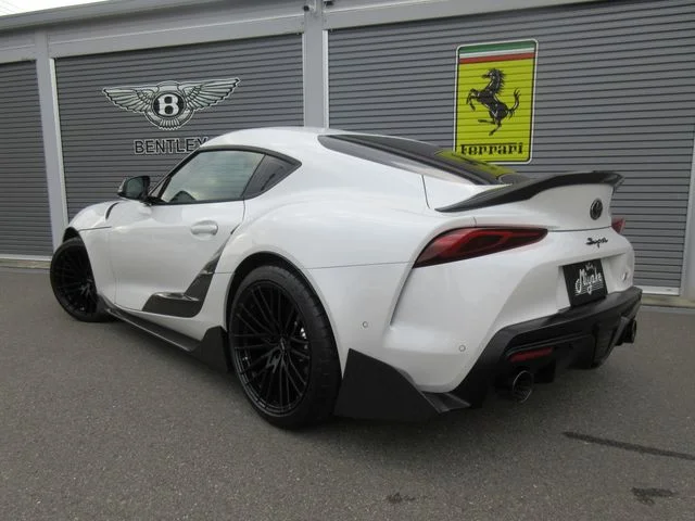 Toyota SUPRA RZ photo 3