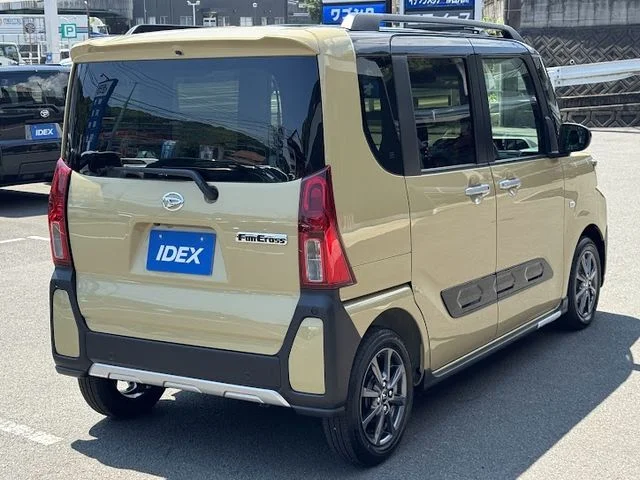 Daihatsu TANTO FAN CROSS ベースグレード photo 4