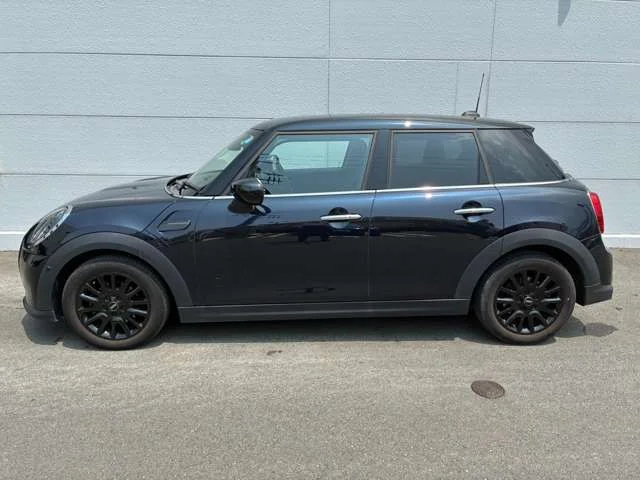 Bmw MINI COOPER D 5DOOR プレミアムプラスライン photo 3