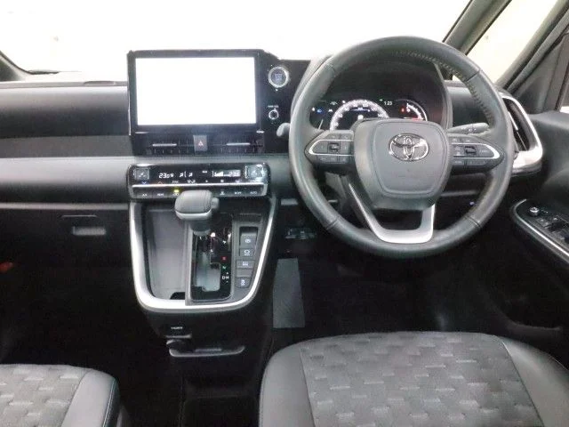 Toyota VOXY S−Z photo 3