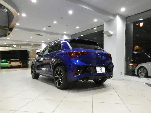 Volkswagen VOLKSWAGEN T-Roc R photo 4