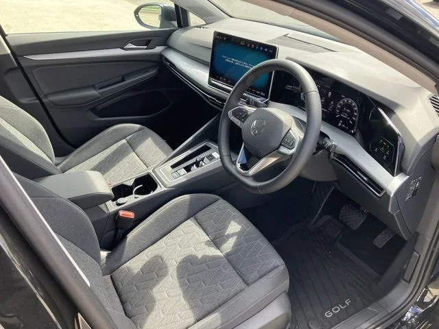 Volkswagen VOLKSWAGEN GOLF eTSI　アクティブベーシック photo 2