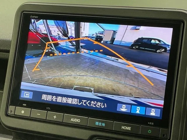 Honda N BOX CUSTOM ターボ photo 4