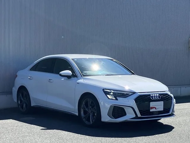 Audi AUDI A3 Sedan 30　TFSI　Sライン photo 3