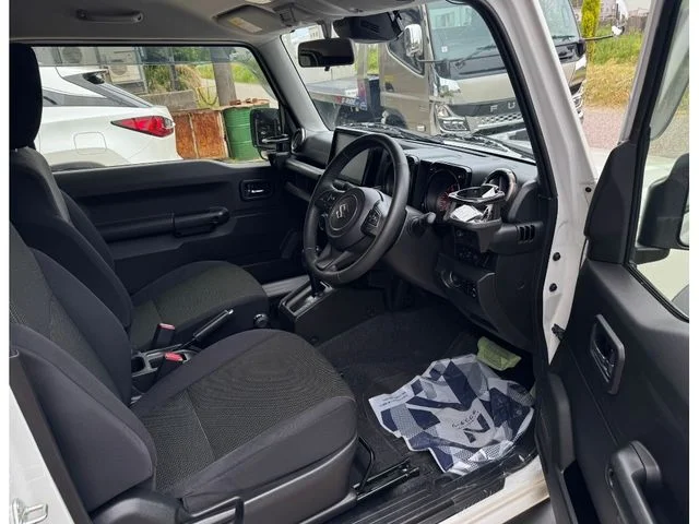 Suzuki JIMNY SIERRA JC photo 2